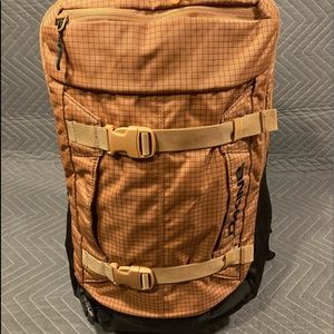Dakine mission pro 25L backpack